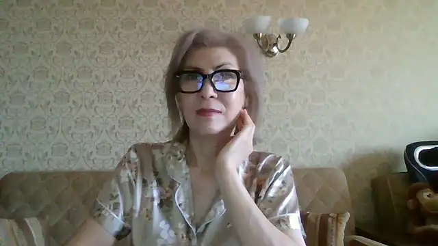 Elegant00Lady online show from 07.12.26