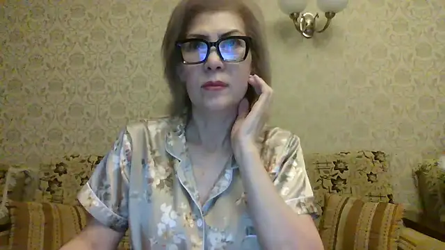 Elegant00Lady online show from 07.19.26