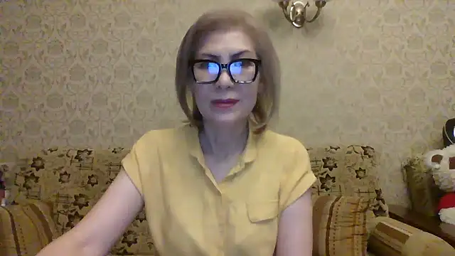 Elegant00Lady online show from 07.28.26