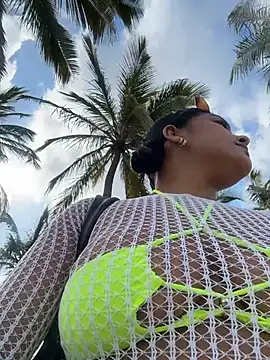 anaesca online show from 02.17.26