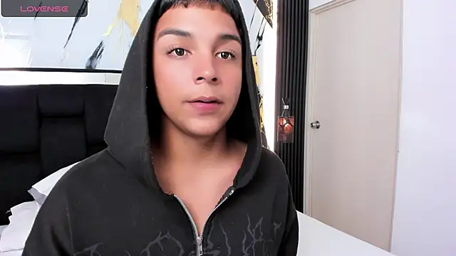 Seductivo jr online show from 06.24.26