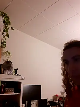 Snapshot of Greacky chatting on 12.08.24 Greacky online show from 12.08.24