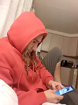 Snapshot of Greacky chatting on 12.23.24 Greacky online show from 12.23.24