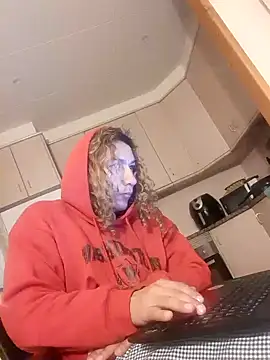 Snapshot of Greacky chatting on 02.07.25 Greacky online show from 02.07.25