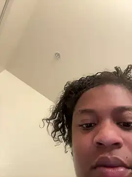 Snapshot of Prettynthick12 chatting on 03.11.26 Prettynthick12 online show from 03.11.26