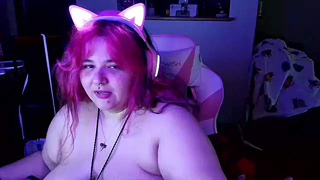 Snapshot of Zelthebrat47 chatting on 12.26.24 Zelthebrat47 online show from 12.26.24