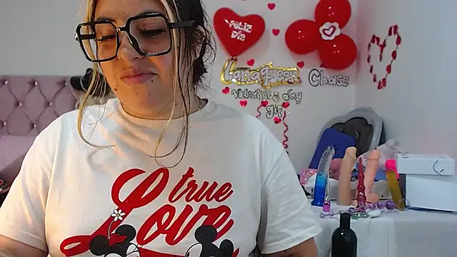 Snapshot of lanaqueen699 chatting on 02.28.25 lanaqueen699 online show from 02.28.25