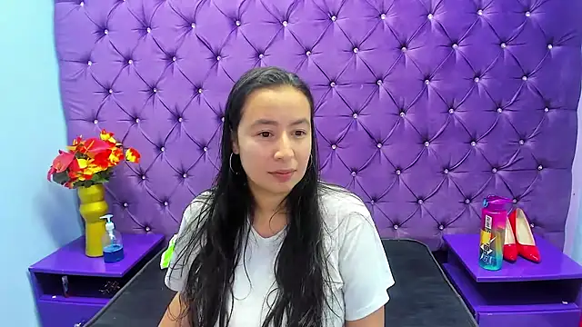 Snapshot of NaomyPrinces chatting on 04.29.26 NaomyPrinces online show from 04.29.26
