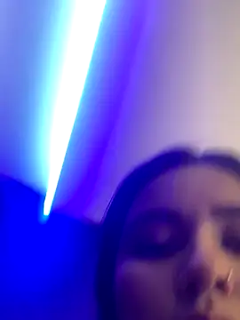 Snapshot of Larabrooks chatting on 09.23.25 Larabrooks online show from 09.23.25