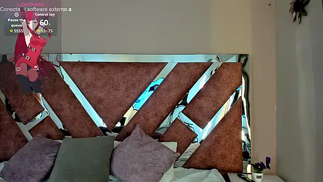 Snapshot of Larabrooks chatting on 10.15.25 Larabrooks online show from 10.15.25