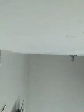 Snapshot of Larabrooks chatting on 02.25.26 Larabrooks online show from 02.25.26