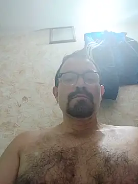 Snapshot of SbasTone_Muscle chatting on 05.17.26 SbasTone Muscle online show from 05.17.26