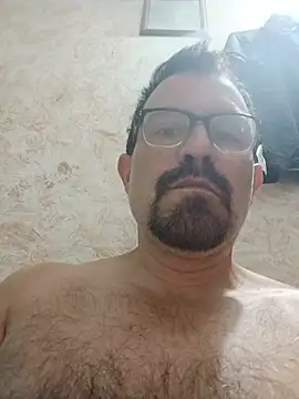 Snapshot of SbasTone_Muscle chatting on 05.18.26 SbasTone Muscle online show from 05.18.26
