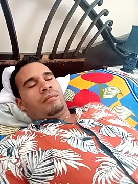 Snapshot of adriel_perez chatting on 02.13.26 adriel perez online show from 02.13.26