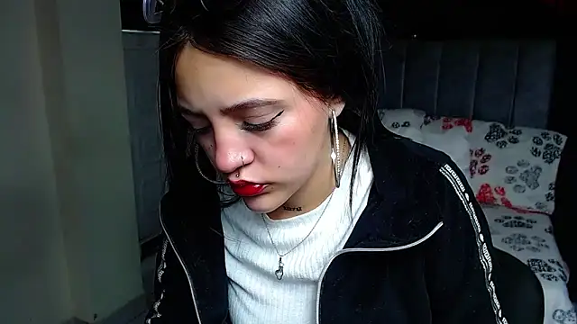 Violettasquirt online show from 04.07.26