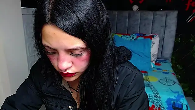 Violettasquirt online show from 05.19.26