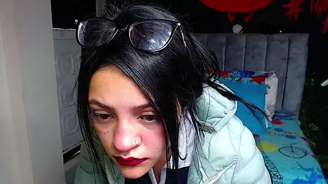 Violettasquirt online show from 05.21.26