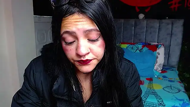 Violettasquirt online show from 05.23.26