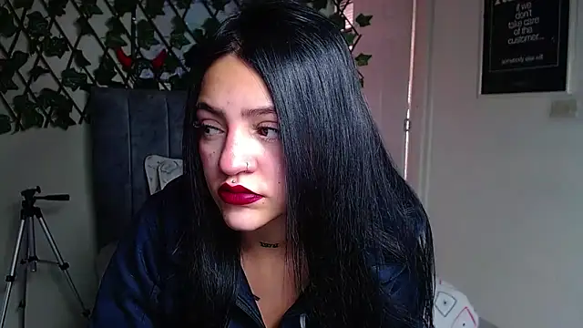 Violettasquirt online show from 06.09.26