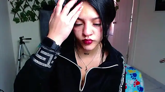 Violettasquirt online show from 07.15.26