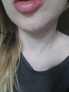 Snapshot of Linda_999 chatting on 03.12.25 Linda 999 online show from 03.12.25