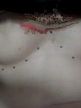 Snapshot of Linda_999 chatting on 10.04.25 Linda 999 online show from 10.04.25