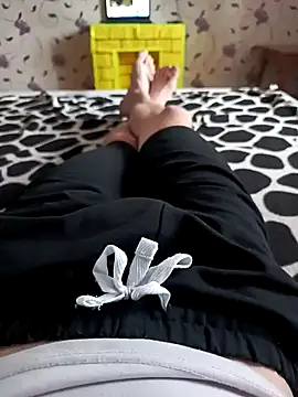 Snapshot of red_red00 chatting on 02.01.25 red red00 online show from 02.01.25