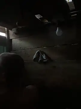 Snapshot of red_red00 chatting on 09.22.25 red red00 online show from 09.22.25