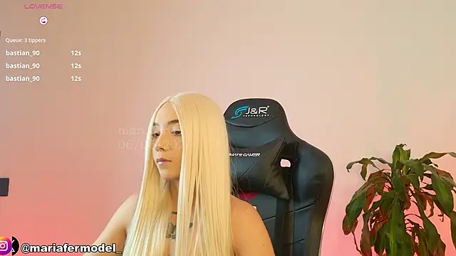Mariafer05 online show from 06.06.26