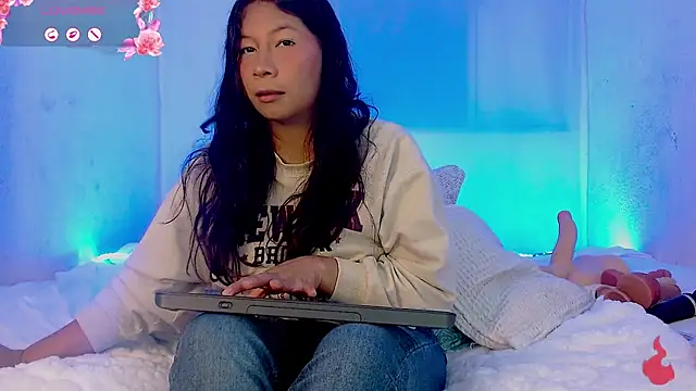 zoewilliams2 online show from 02.10.26