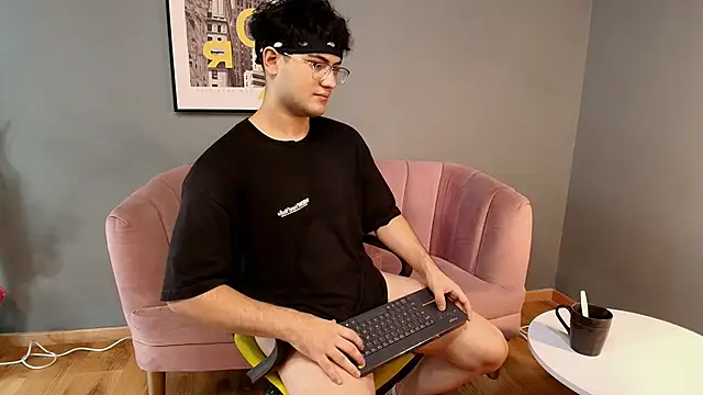 Snapshot of Mark_Evans1_ chatting on 02.22.25 Mark Evans1  online show from 02.22.25