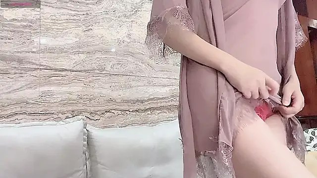 Snapshot of ruoling_19 chatting on 09.19.25 ruoling 19 online show from 09.19.25