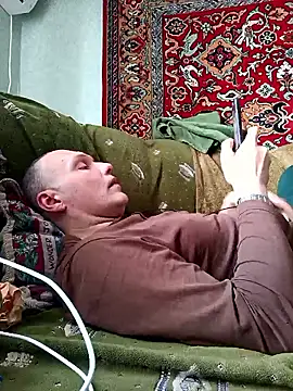 Pineapple04 online show from 02.09.26