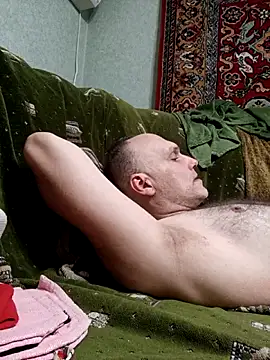 Pineapple04 online show from 03.28.26