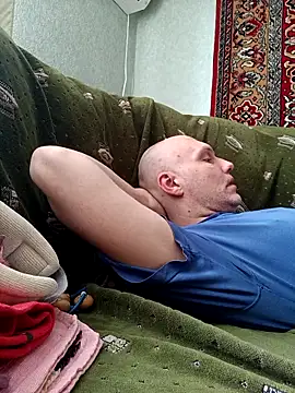 Pineapple04 online show from 04.08.26