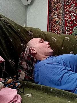 Pineapple04 online show from 04.17.26