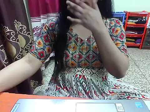 Snapshot of LovelyRose69 chatting on 11.03.25 LovelyRose69 online show from 11.03.25