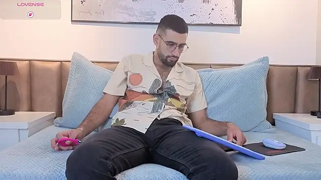 Ethan  Walker online show from 03.17.26