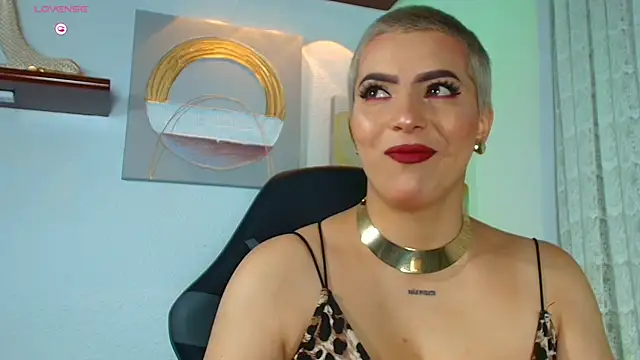 Camila Chainn online show from 09.13.25