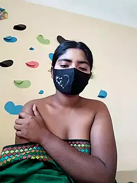 Snapshot of Lina-Rose chatting on 03.13.25 Lina-Rose online show from 03.13.25