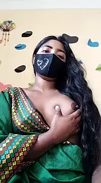 Snapshot of Lina-Rose chatting on 03.14.25 Lina-Rose online show from 03.14.25