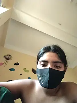 Snapshot of Lina-Rose chatting on 03.15.25 Lina-Rose online show from 03.15.25