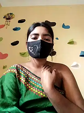 Snapshot of Lina-Rose chatting on 03.17.25 Lina-Rose online show from 03.17.25