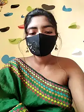 Snapshot of Lina-Rose chatting on 03.19.25 Lina-Rose online show from 03.19.25