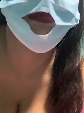 Snapshot of Shaky1998sl chatting on 01.15.25 Shaky1998sl online show from 01.15.25