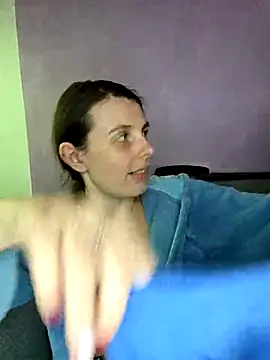 Snapshot of chachalette444 chatting on 11.21.25 chachalette444 online show from 11.21.25