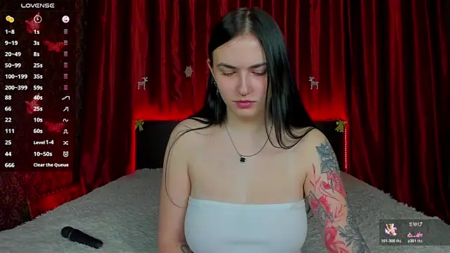 Witch Lady online show from 12.04.25