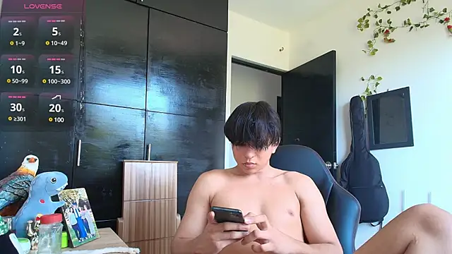 Haruto2001 online show from 12.02.24