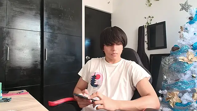 Haruto2001 online show from 01.04.25