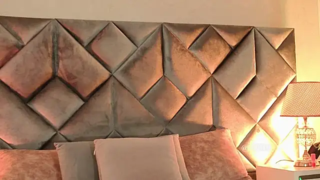 Luisa0110 online show from 02.14.26